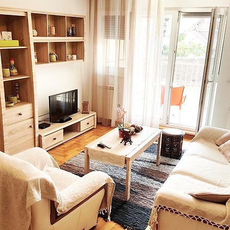 Ferienwohnung Shining Belgrad Exterior foto