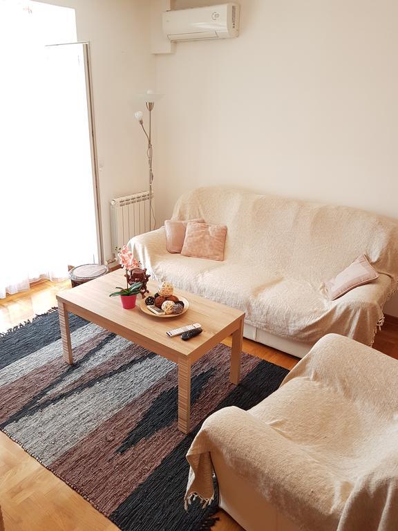 Ferienwohnung Shining Belgrad Exterior foto